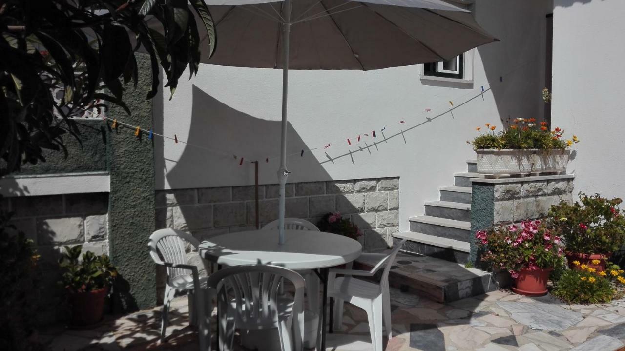 Villa Vitoria Nazare Exterior photo